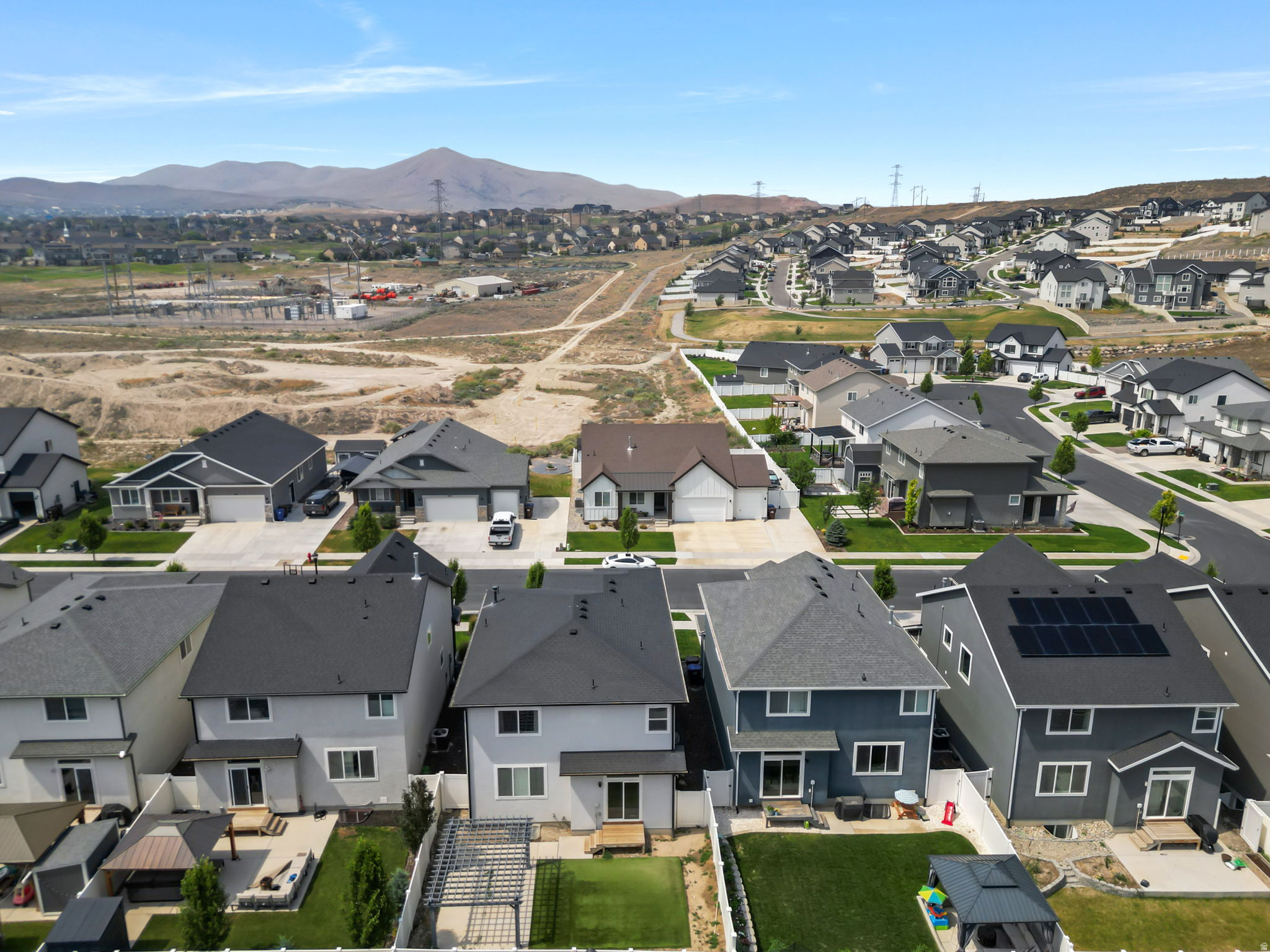 PORTERS CROSSING - Residential