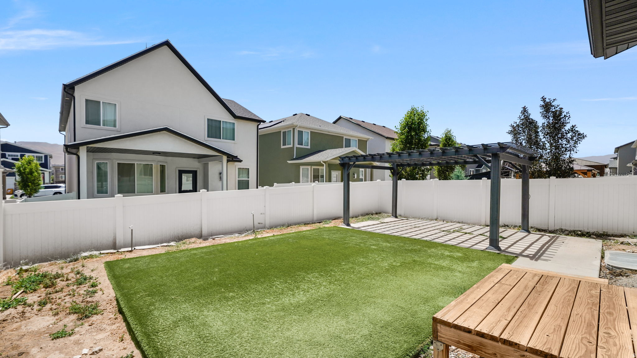 PORTERS CROSSING - Residential