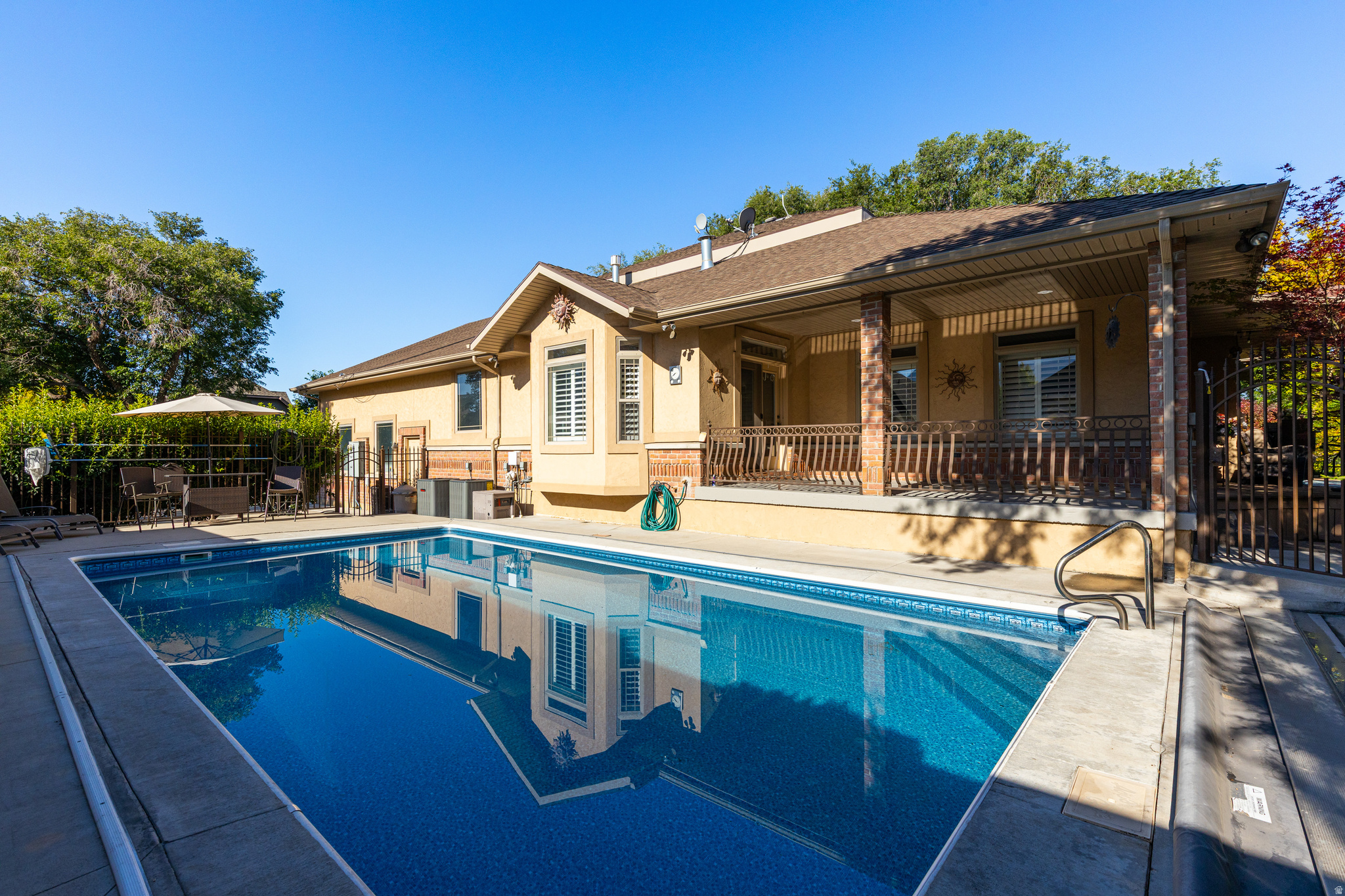 TEMPLE SPRINGS - Residential