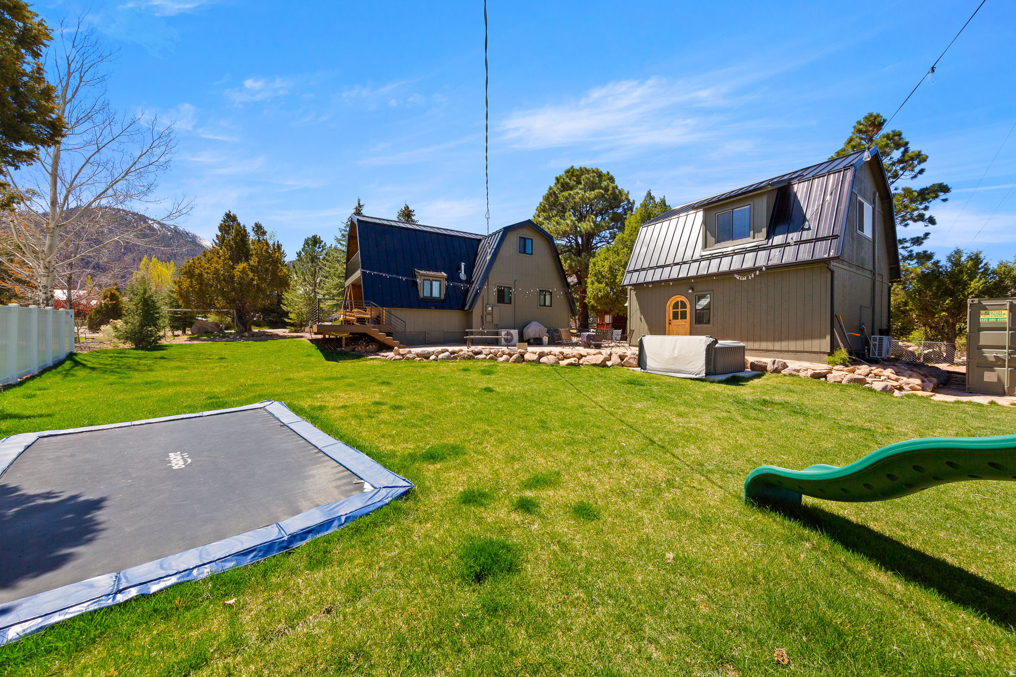 MOUNTAIN VIEW EST 1 - Residential