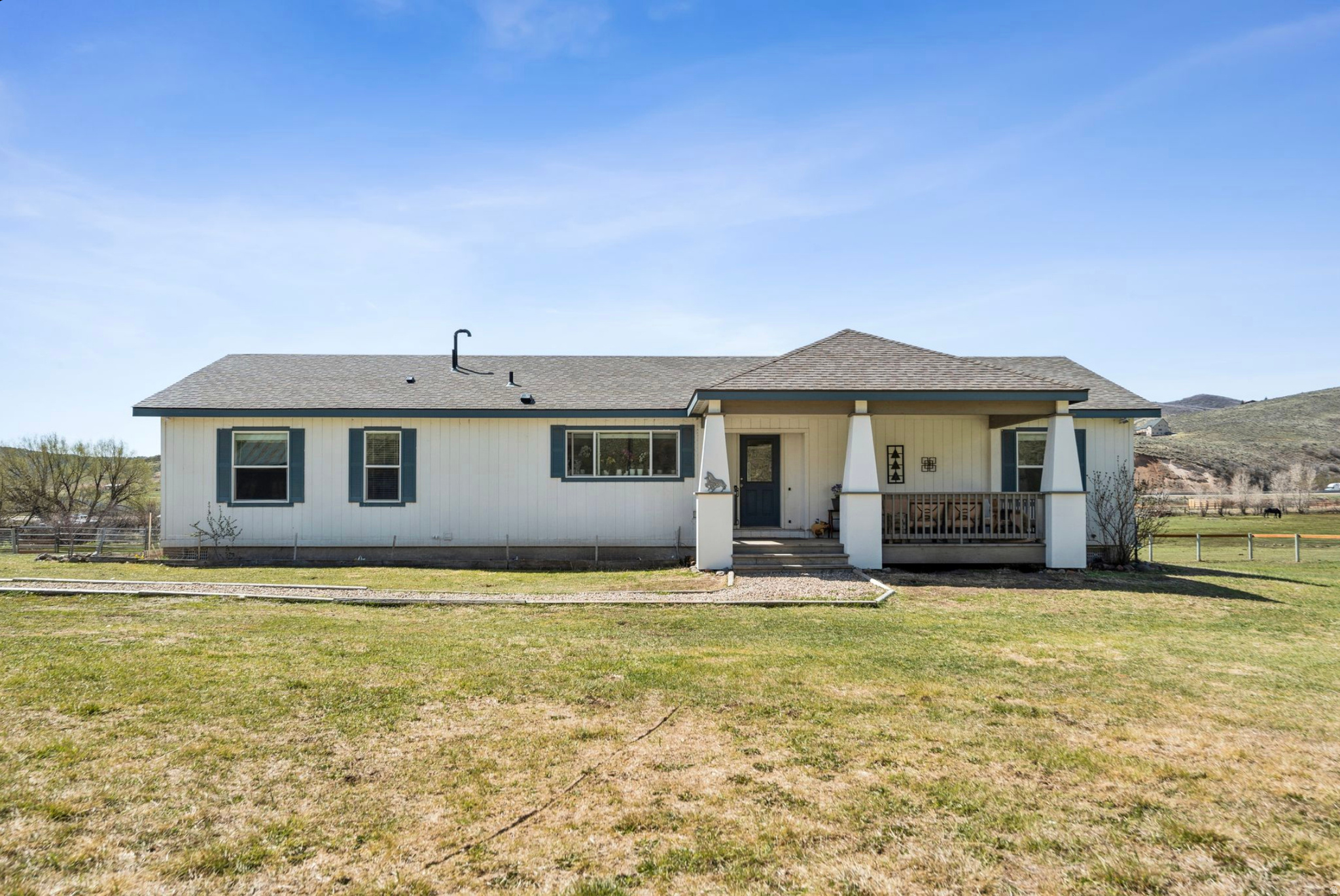 NORTH SUMMIT - Residential