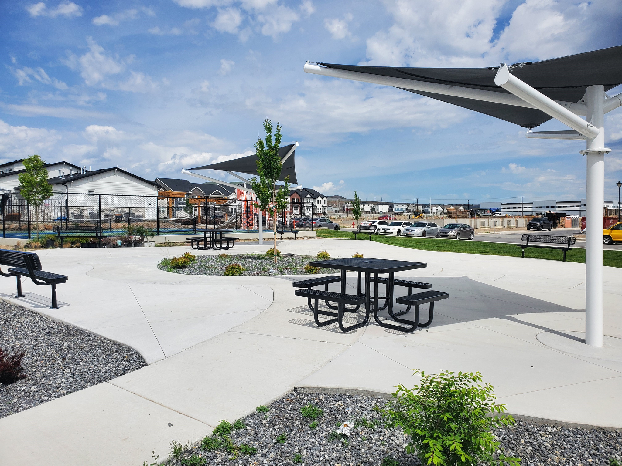 WILLOW POINT - Residential