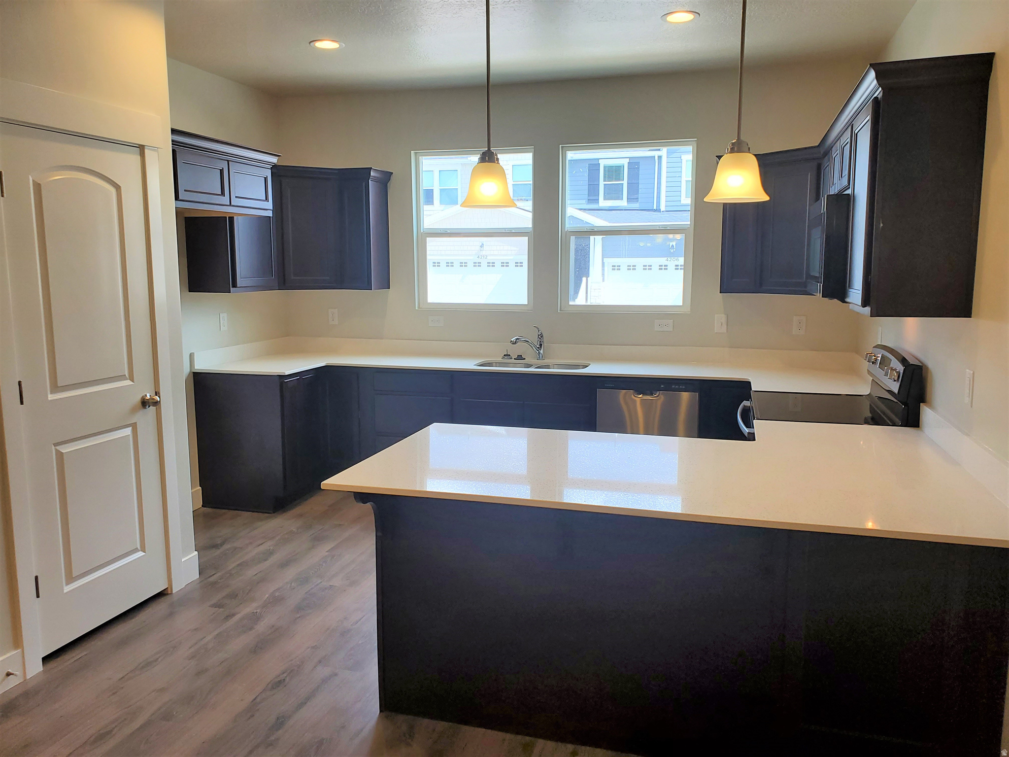 WILLOW POINT - Residential