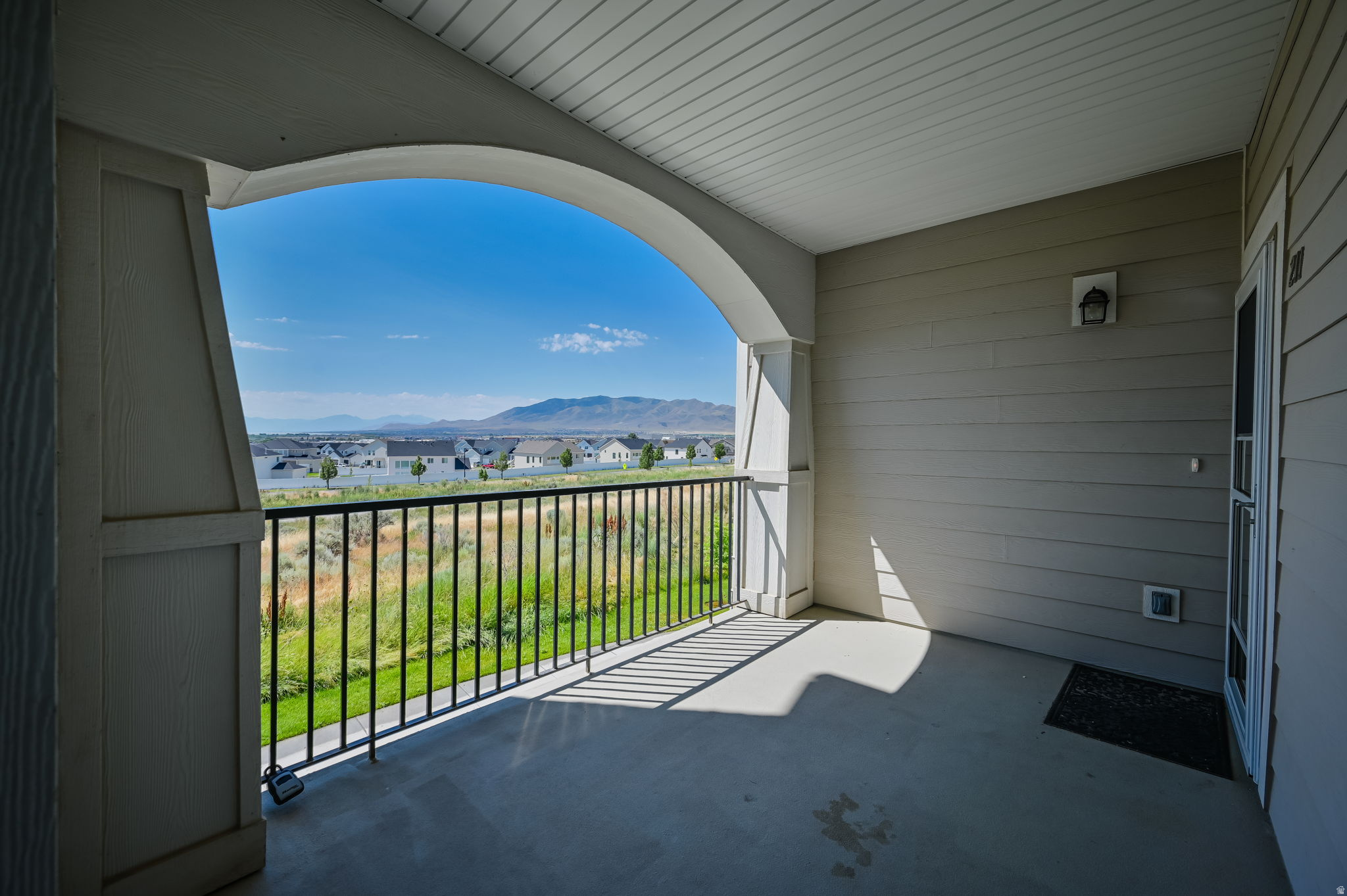 HILLCREST CONDOS - Residential