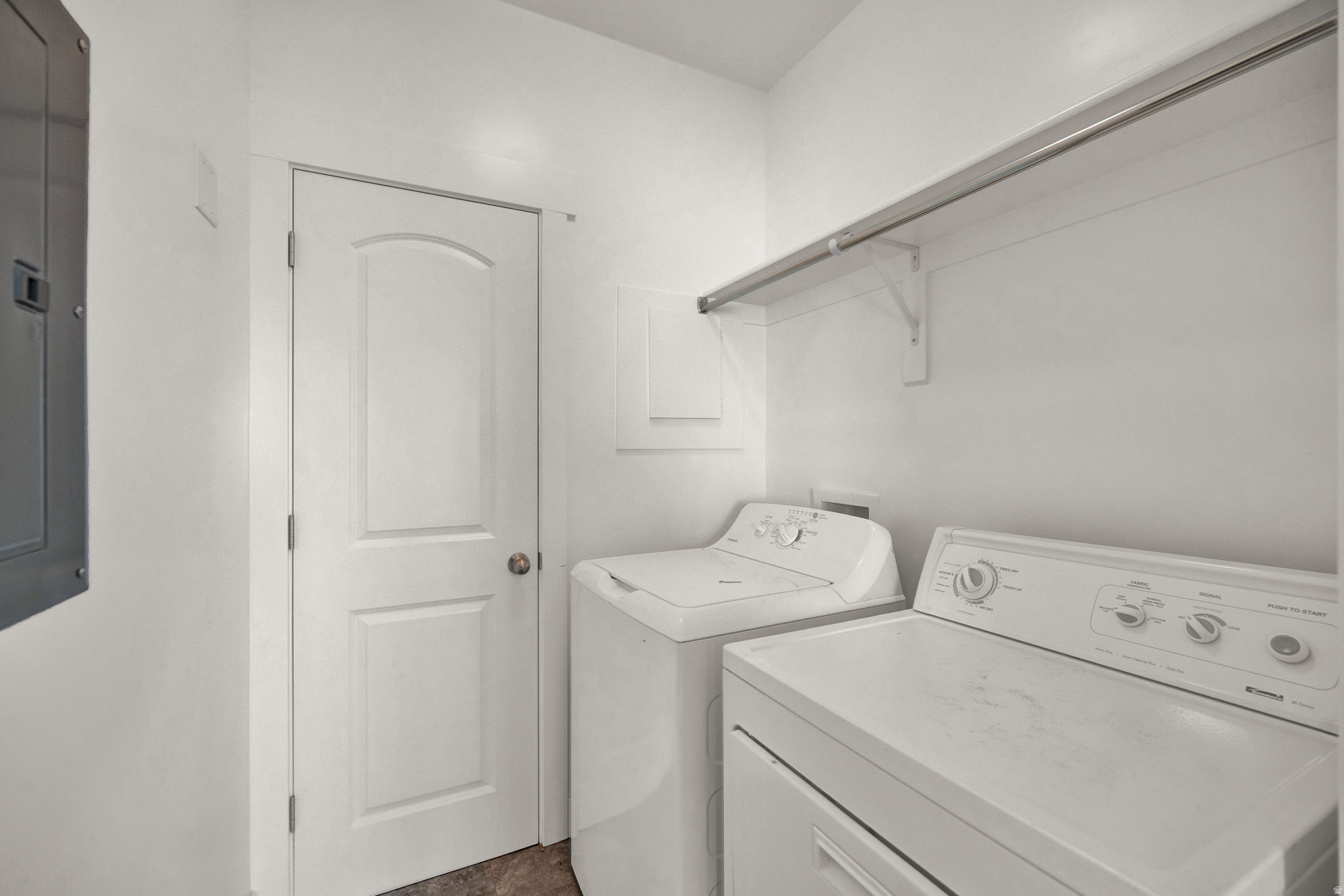 HILLCREST CONDOS - Residential