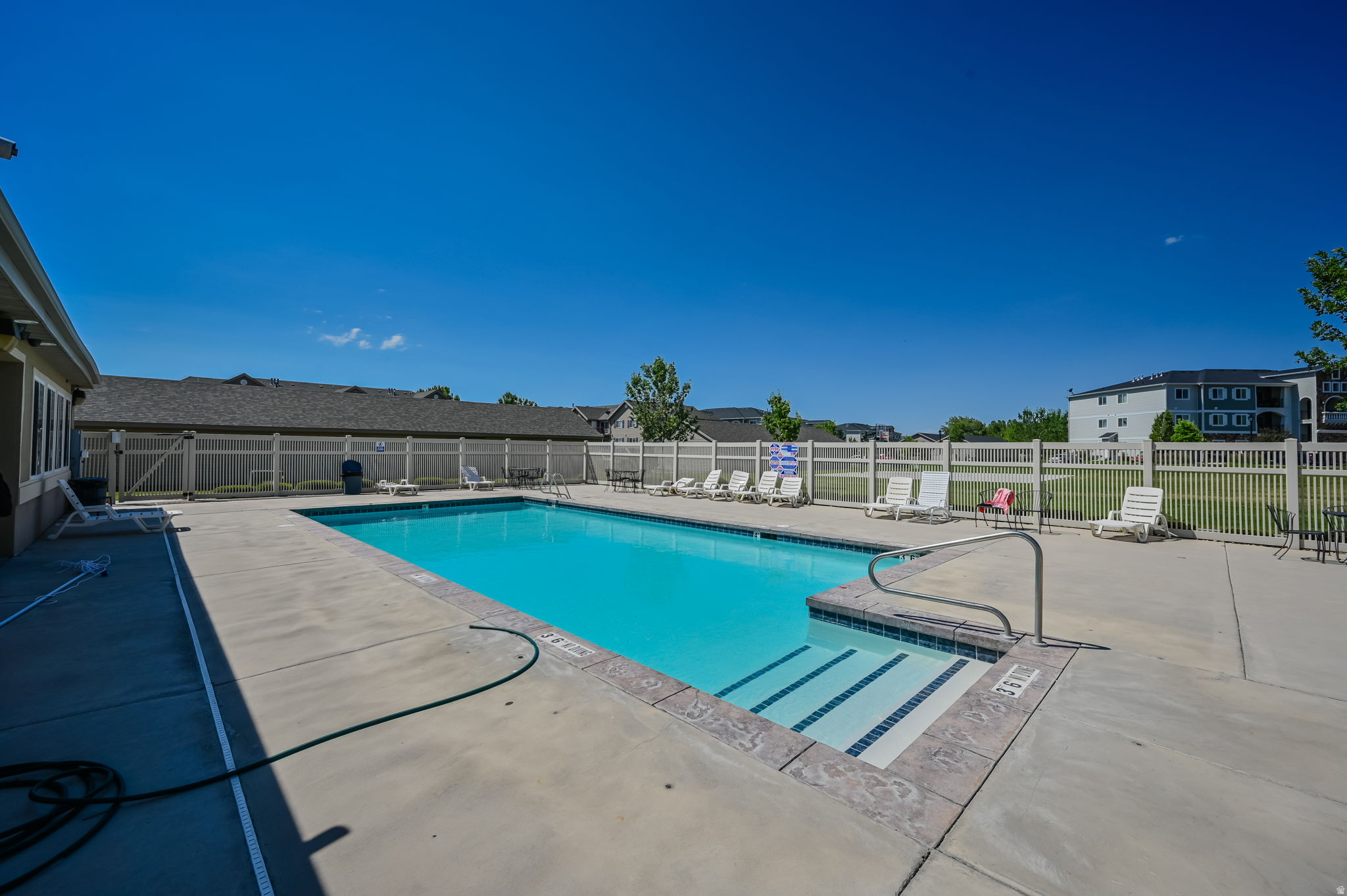 HILLCREST CONDOS - Residential