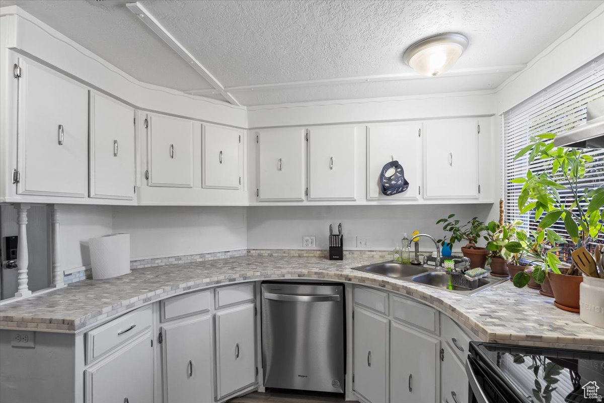 EAST CREST ESTATES - Residential