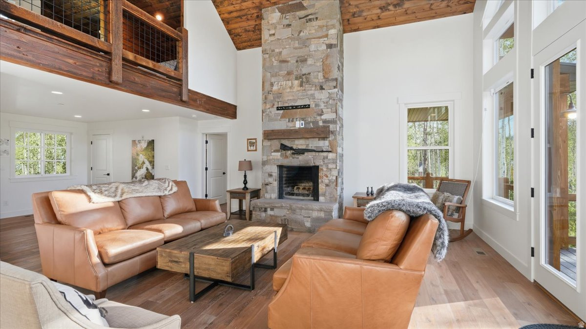 TIMBER LAKES - Residential