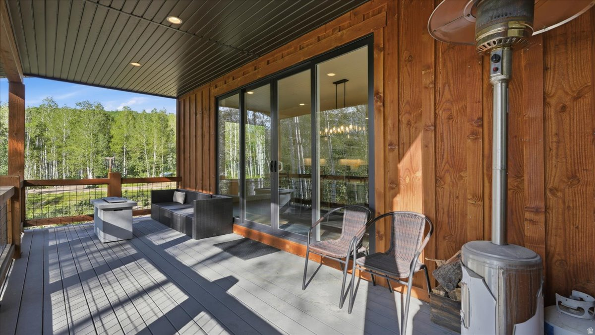 TIMBER LAKES - Residential