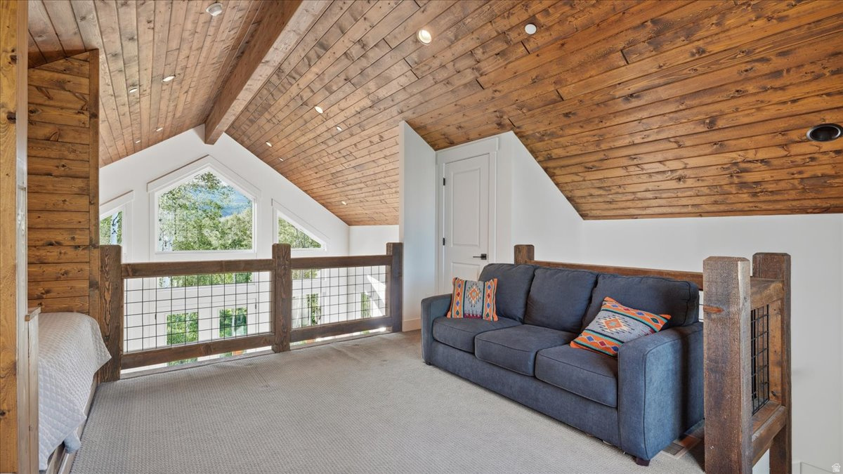TIMBER LAKES - Residential