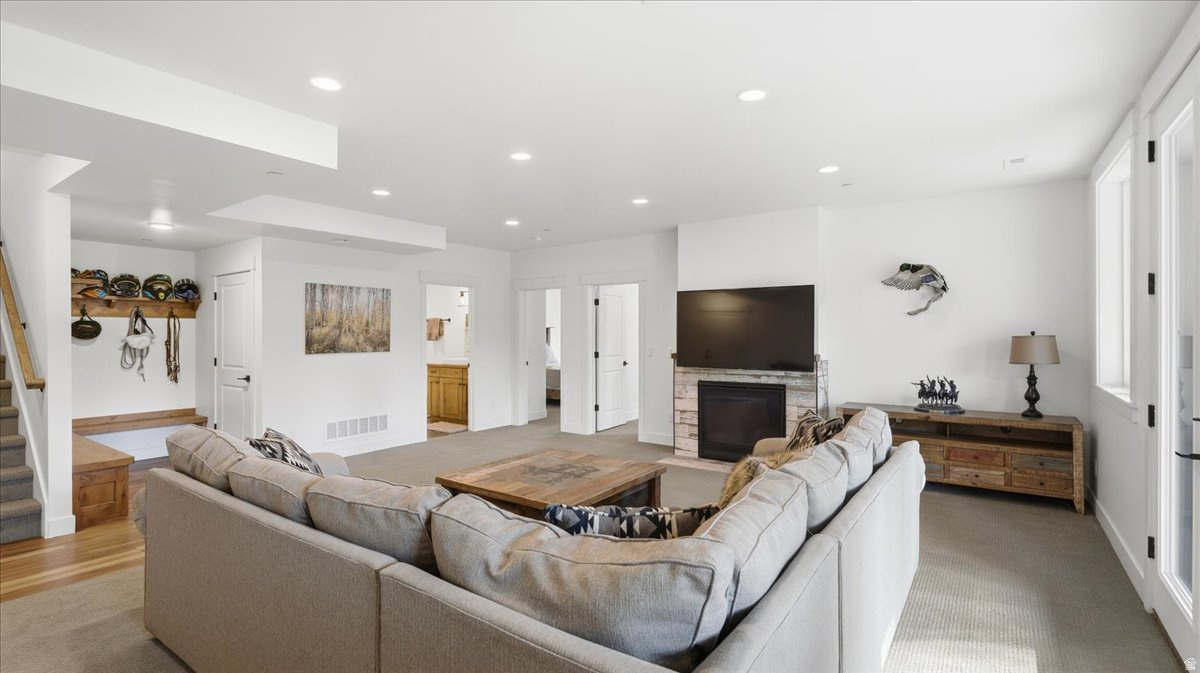 TIMBER LAKES - Residential