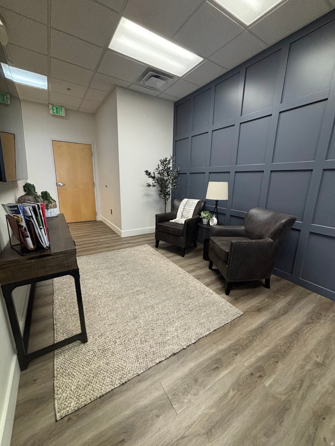 VINEYARD - Commercial Sale