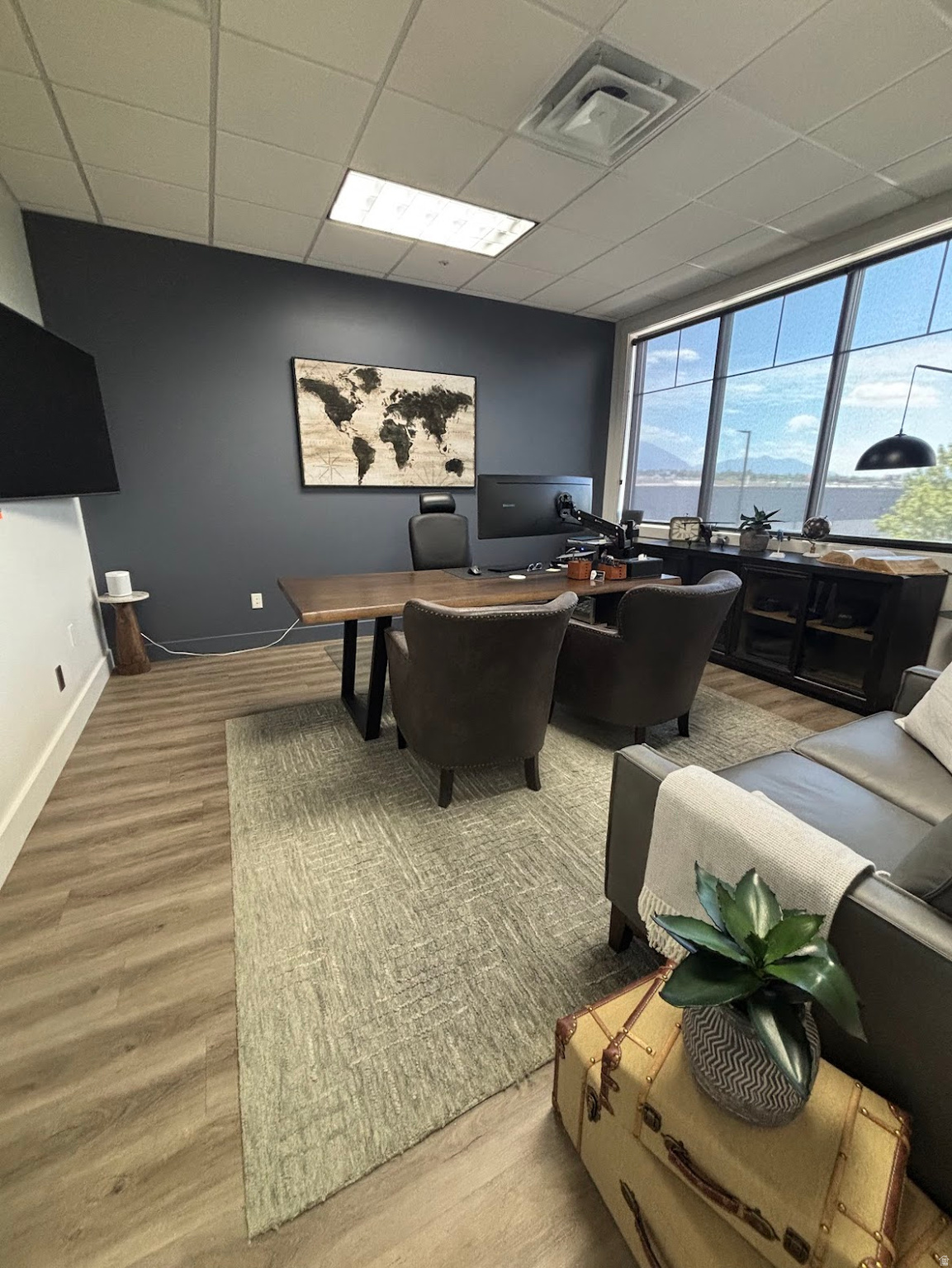 VINEYARD - Commercial Sale