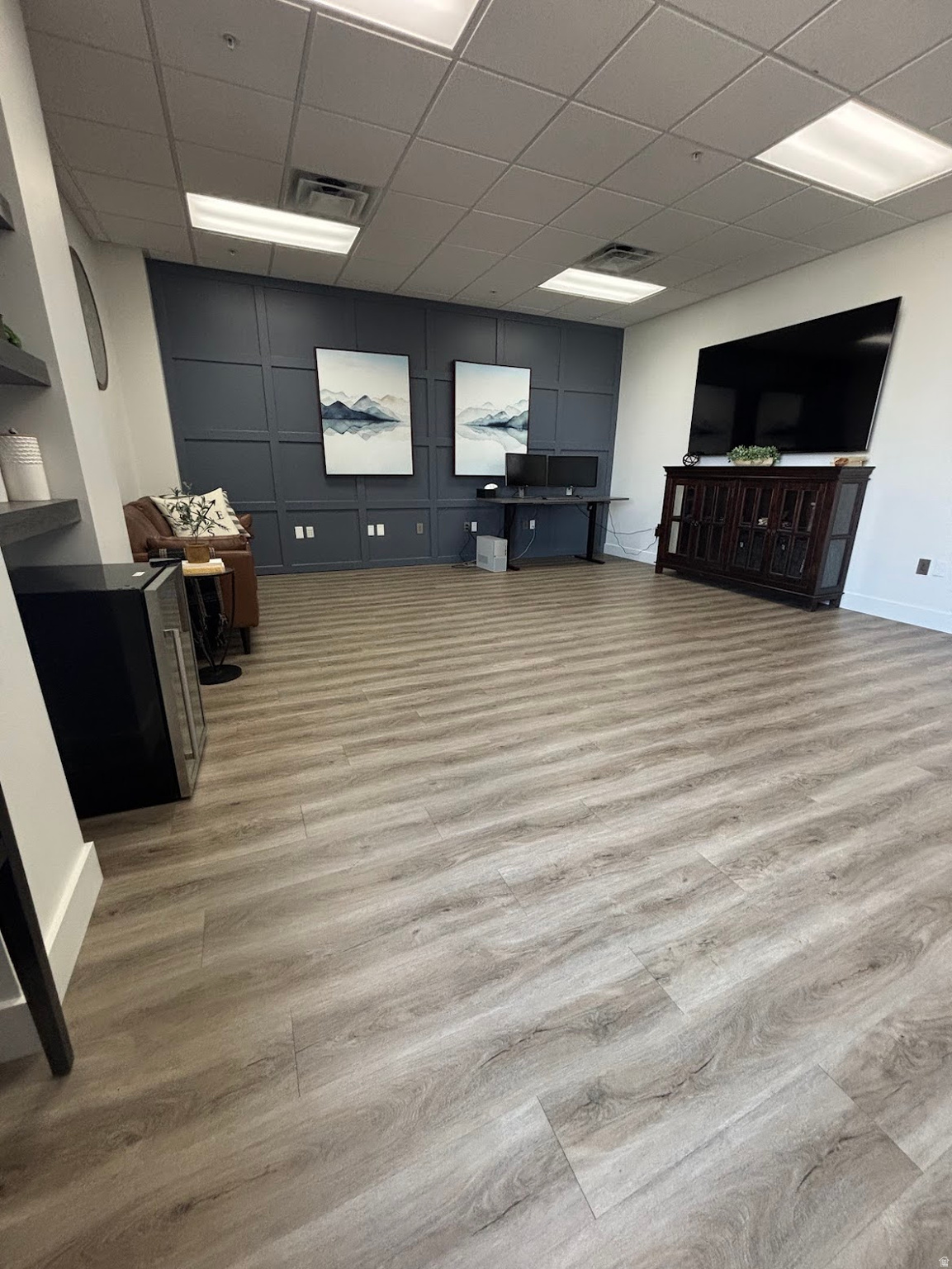 VINEYARD - Commercial Sale