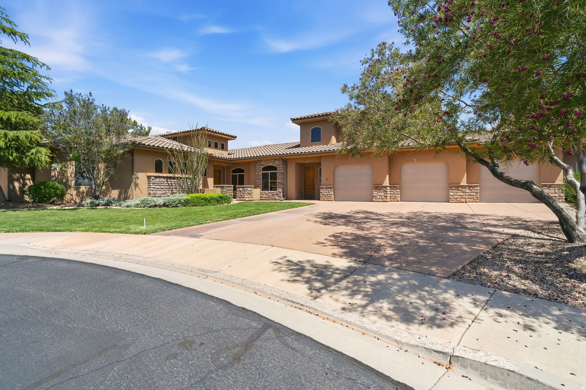 ENCE MEADOWS - Residential