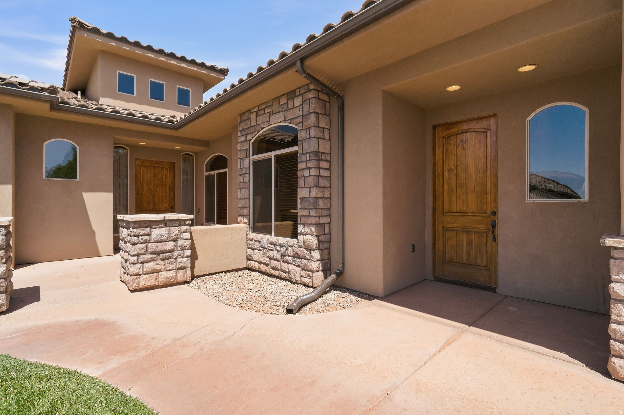 ENCE MEADOWS - Residential