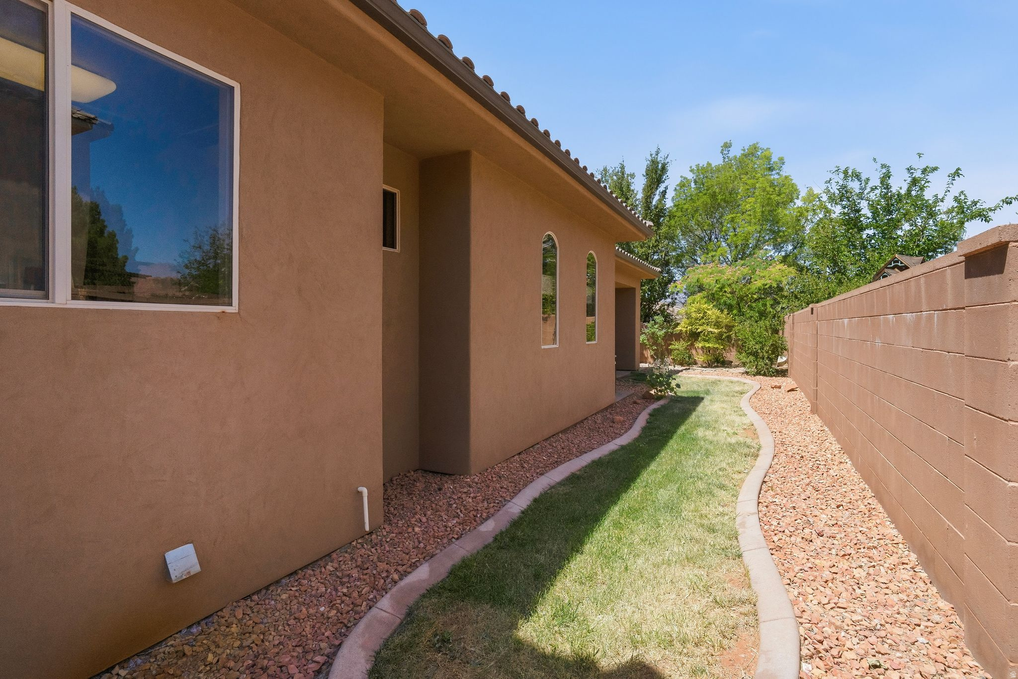 ENCE MEADOWS - Residential
