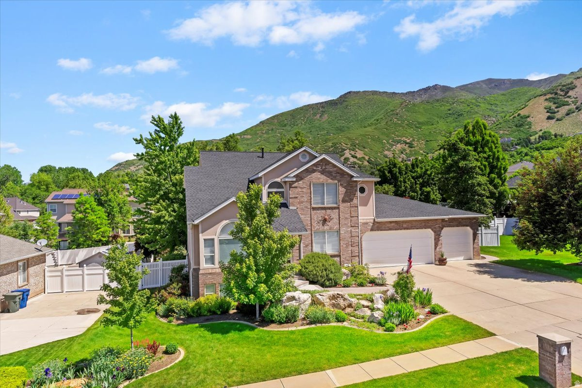 SHADOW VALLEY ESTATES - Residential