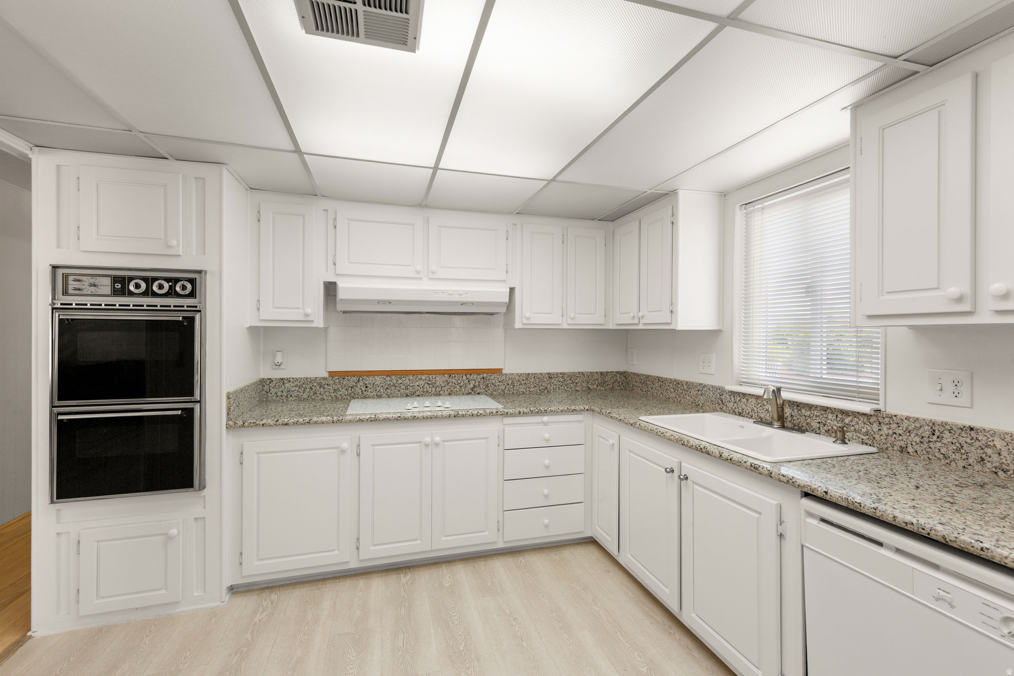 RAINBOW RIDGE MOBILE HOME PARK - Residential