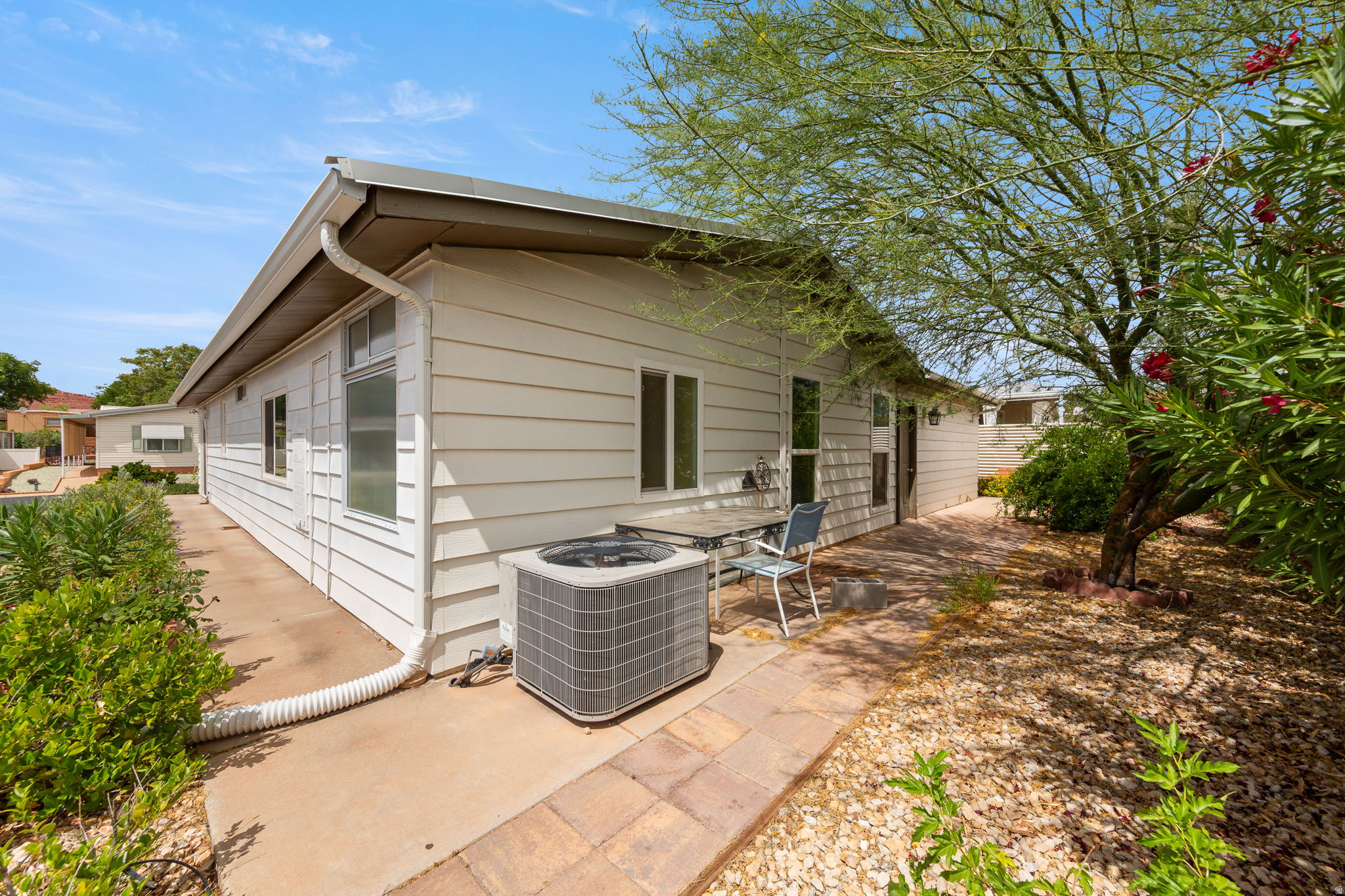 RAINBOW RIDGE MOBILE HOME PARK - Residential