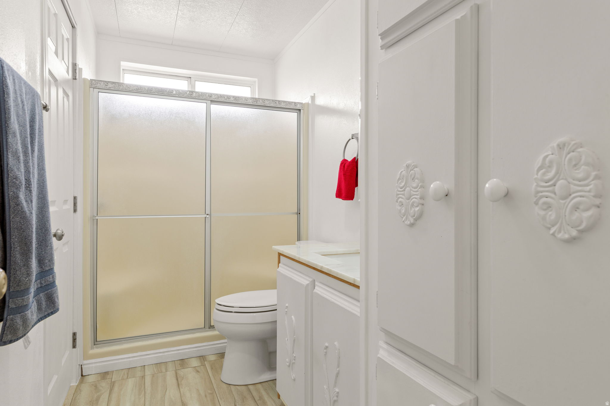 RAINBOW RIDGE MOBILE HOME PARK - Residential