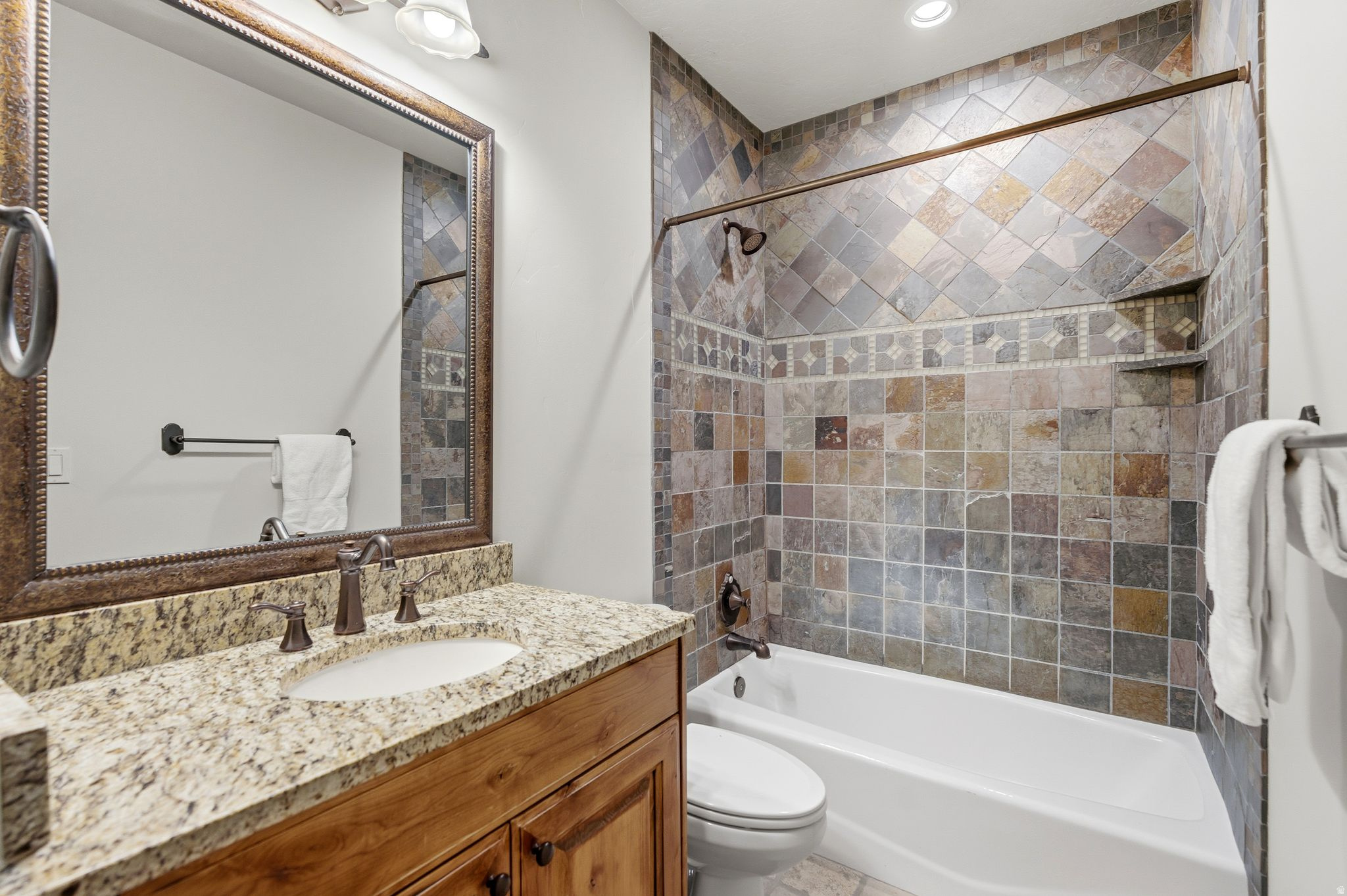 SHORES PLAT B - Residential