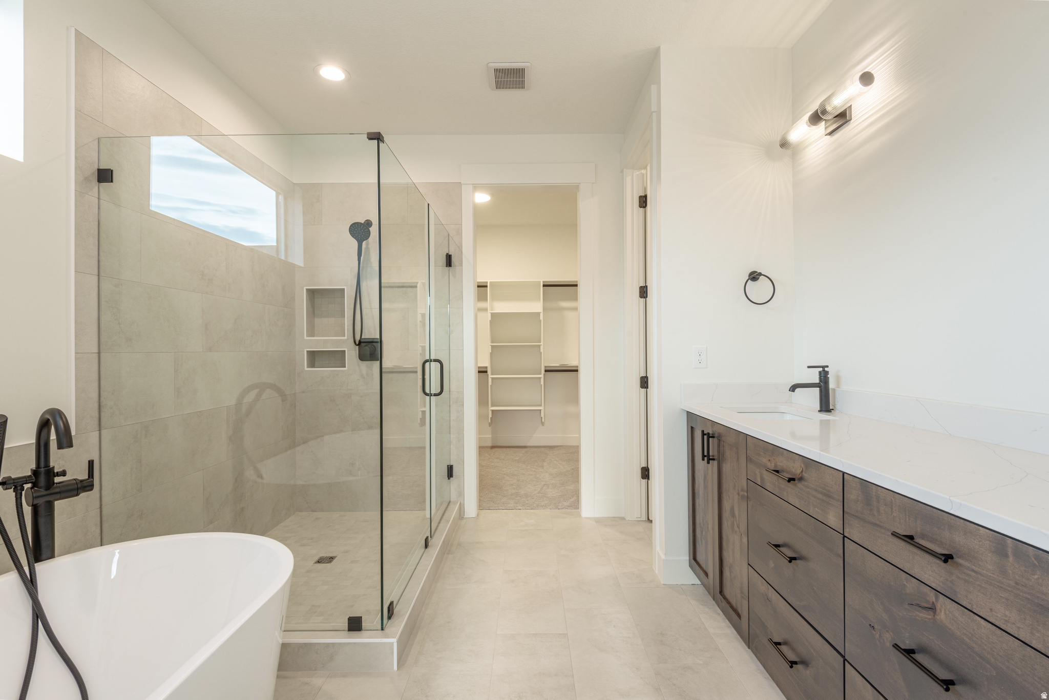 ALTA PARK - Residential
