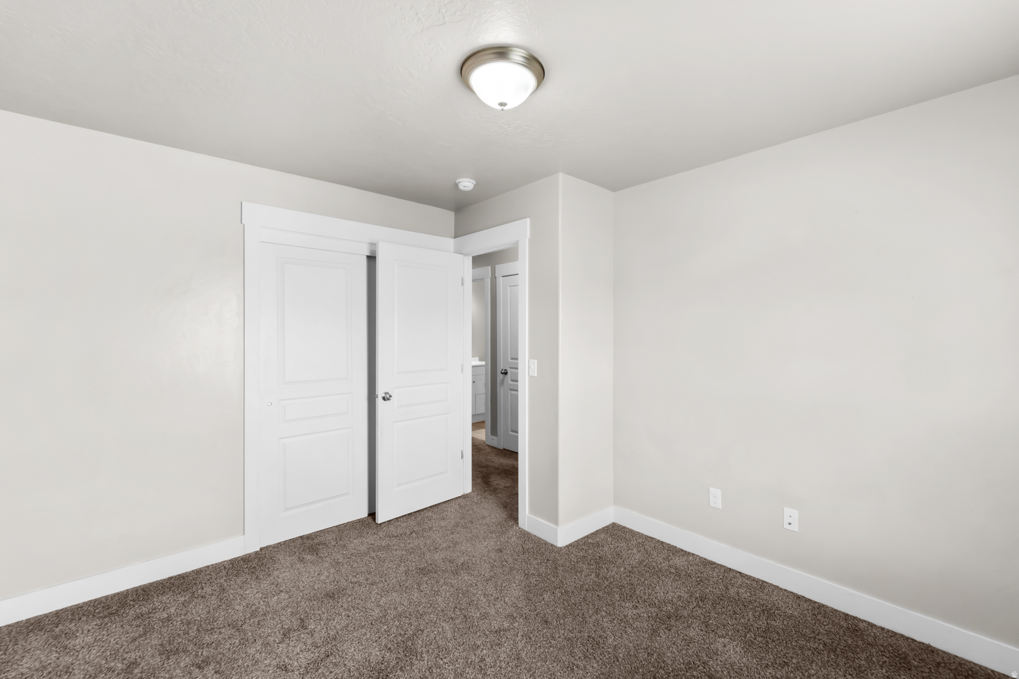 SARATOGA SPRINGS - Residential