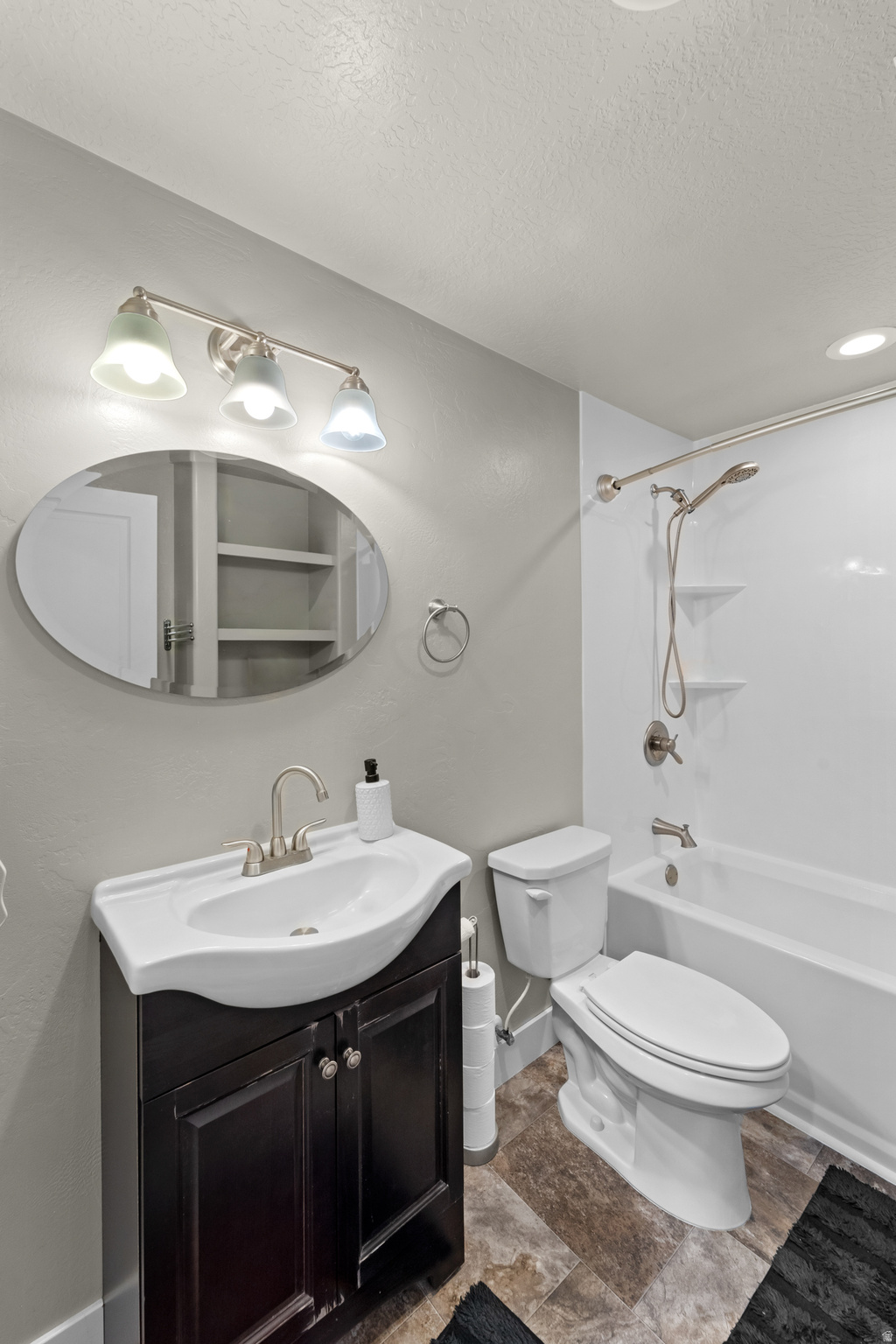 SARATOGA SPRINGS - Residential