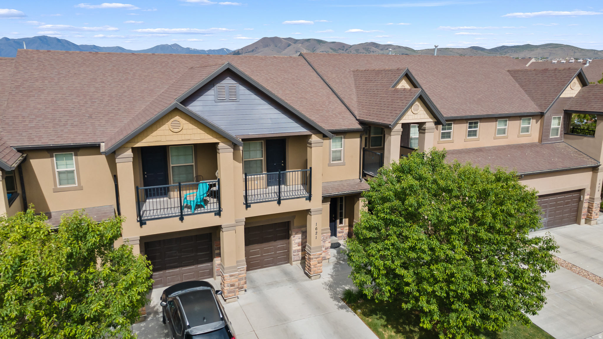 SARATOGA SPRINGS - Residential