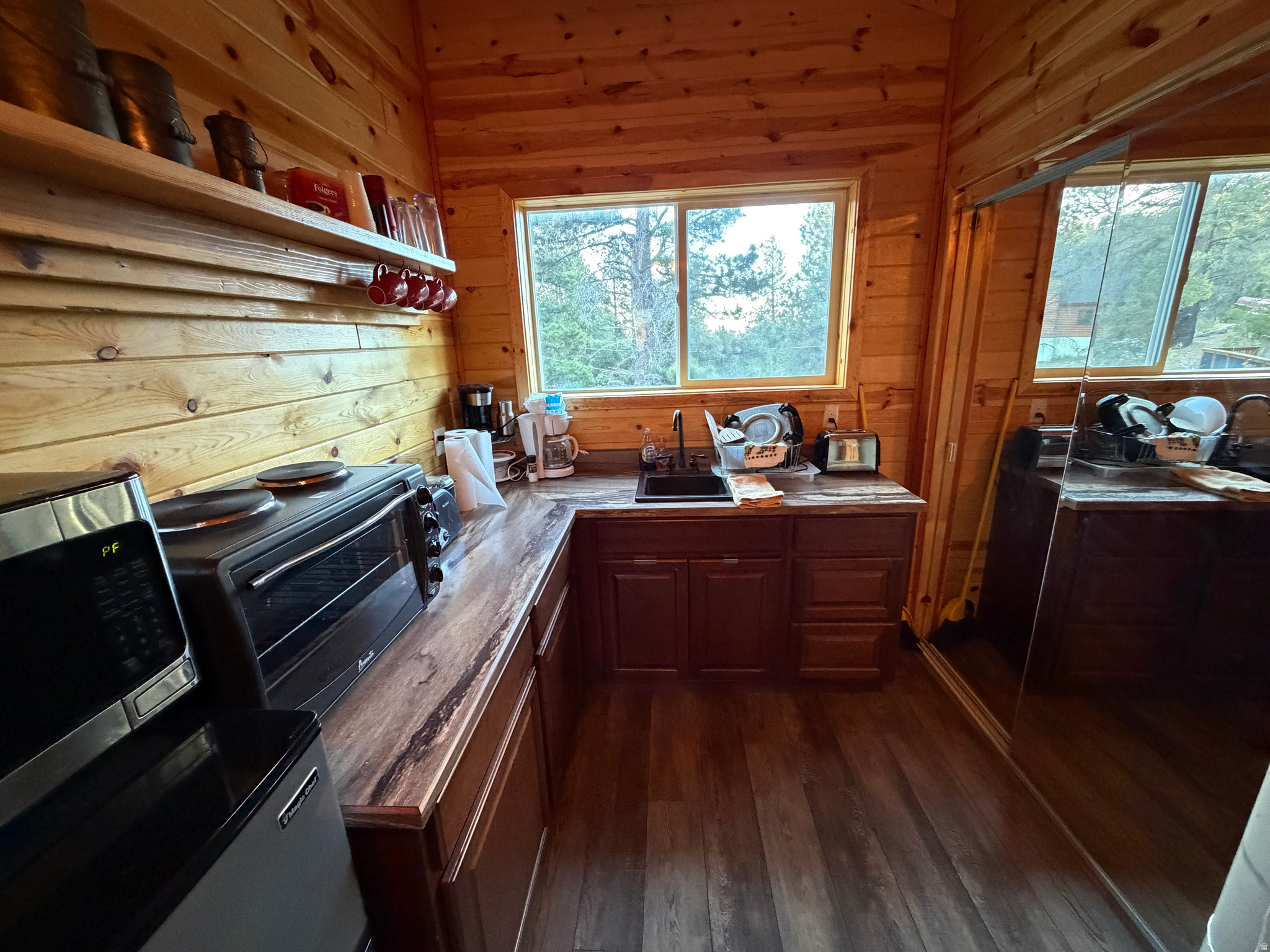 PANGUITCH LAKE ESTATE - Residential