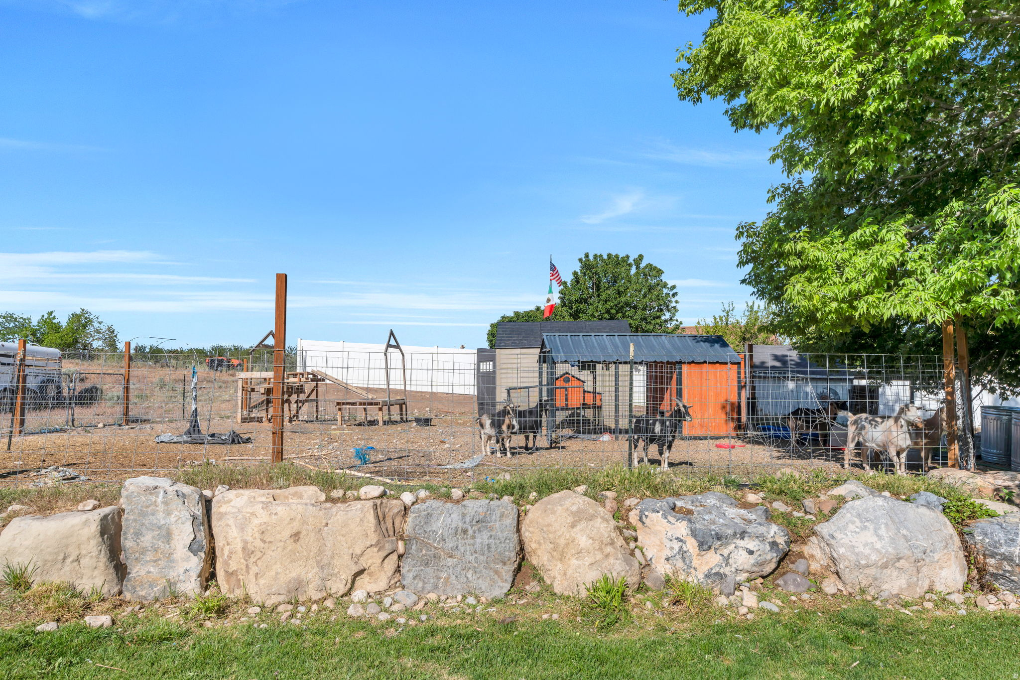 CARRIAGE TOWNE MEADO - Residential