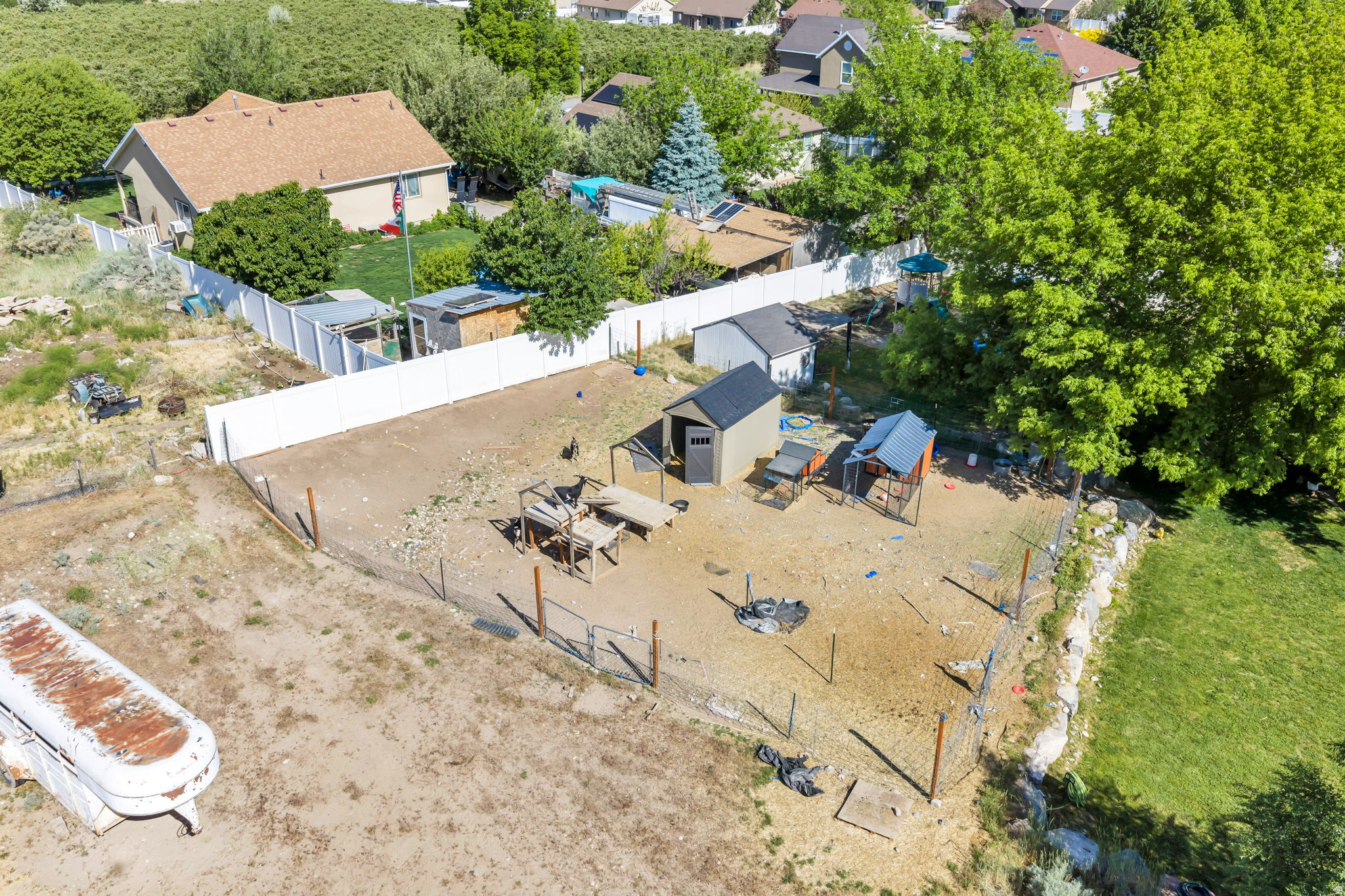 CARRIAGE TOWNE MEADO - Residential