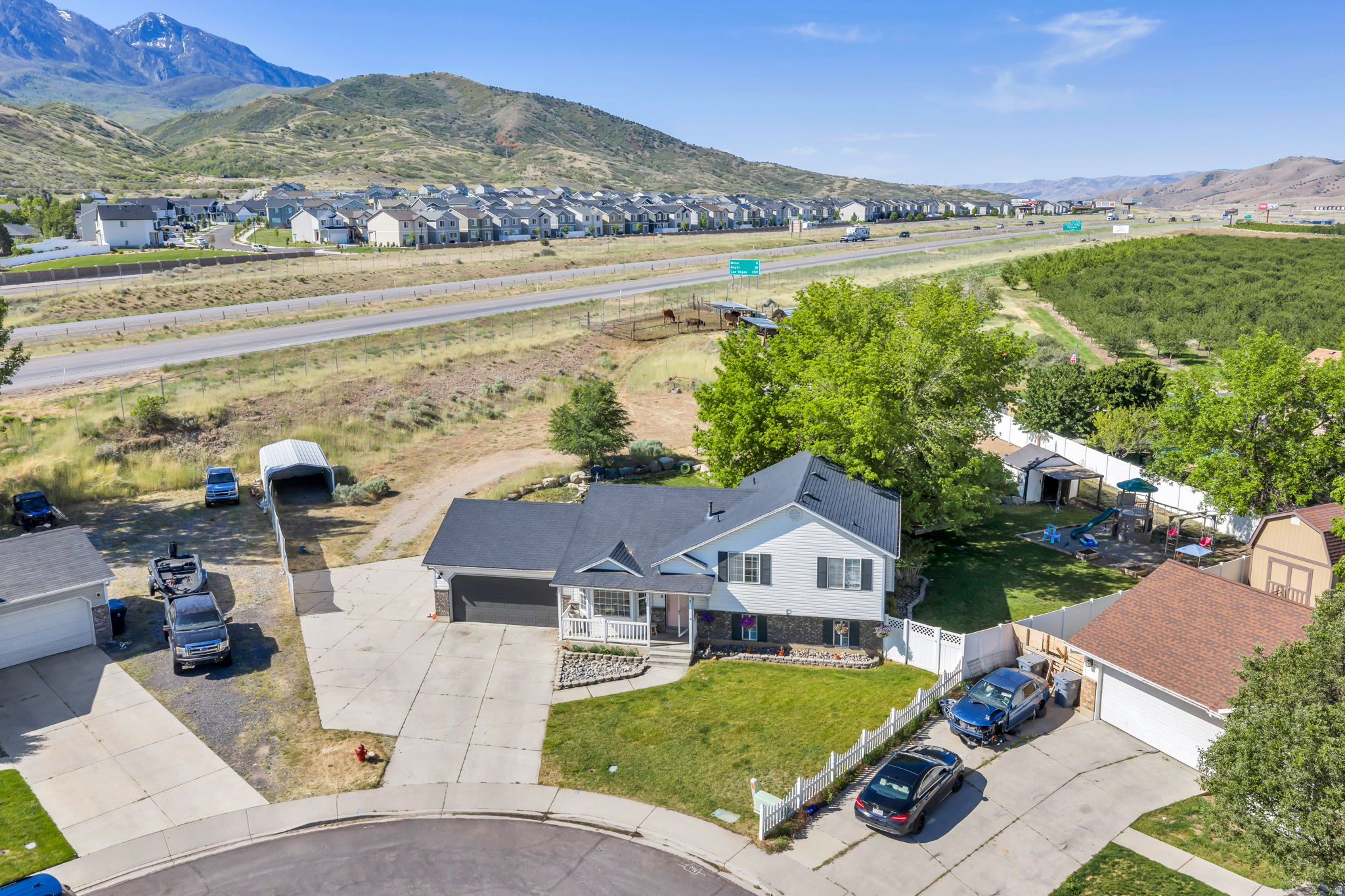 CARRIAGE TOWNE MEADO - Residential