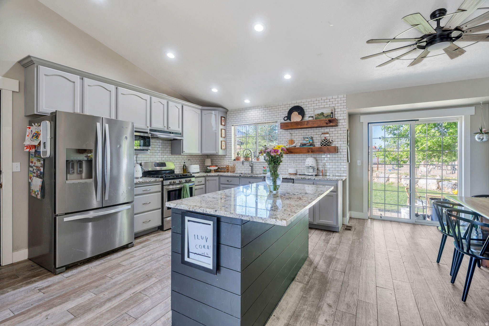 CARRIAGE TOWNE MEADO - Residential