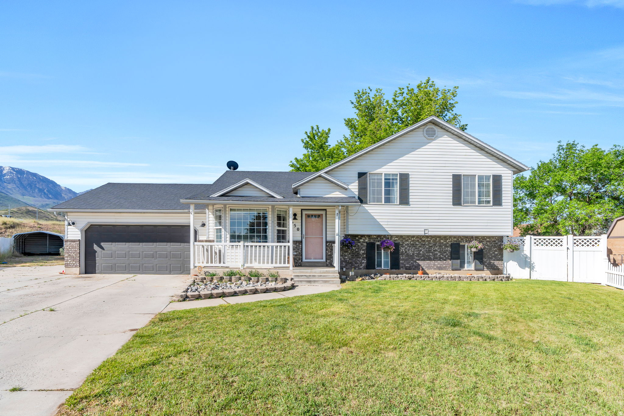 CARRIAGE TOWNE MEADO - Residential