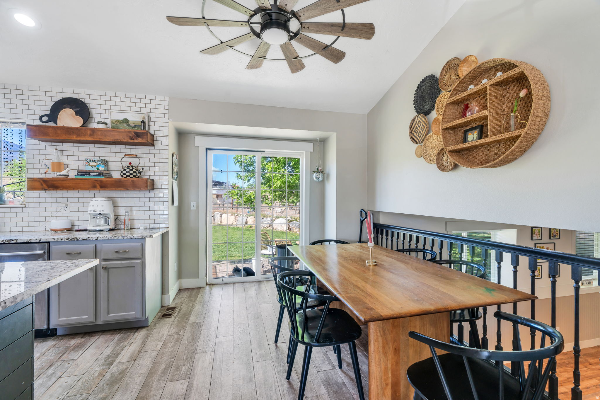CARRIAGE TOWNE MEADO - Residential