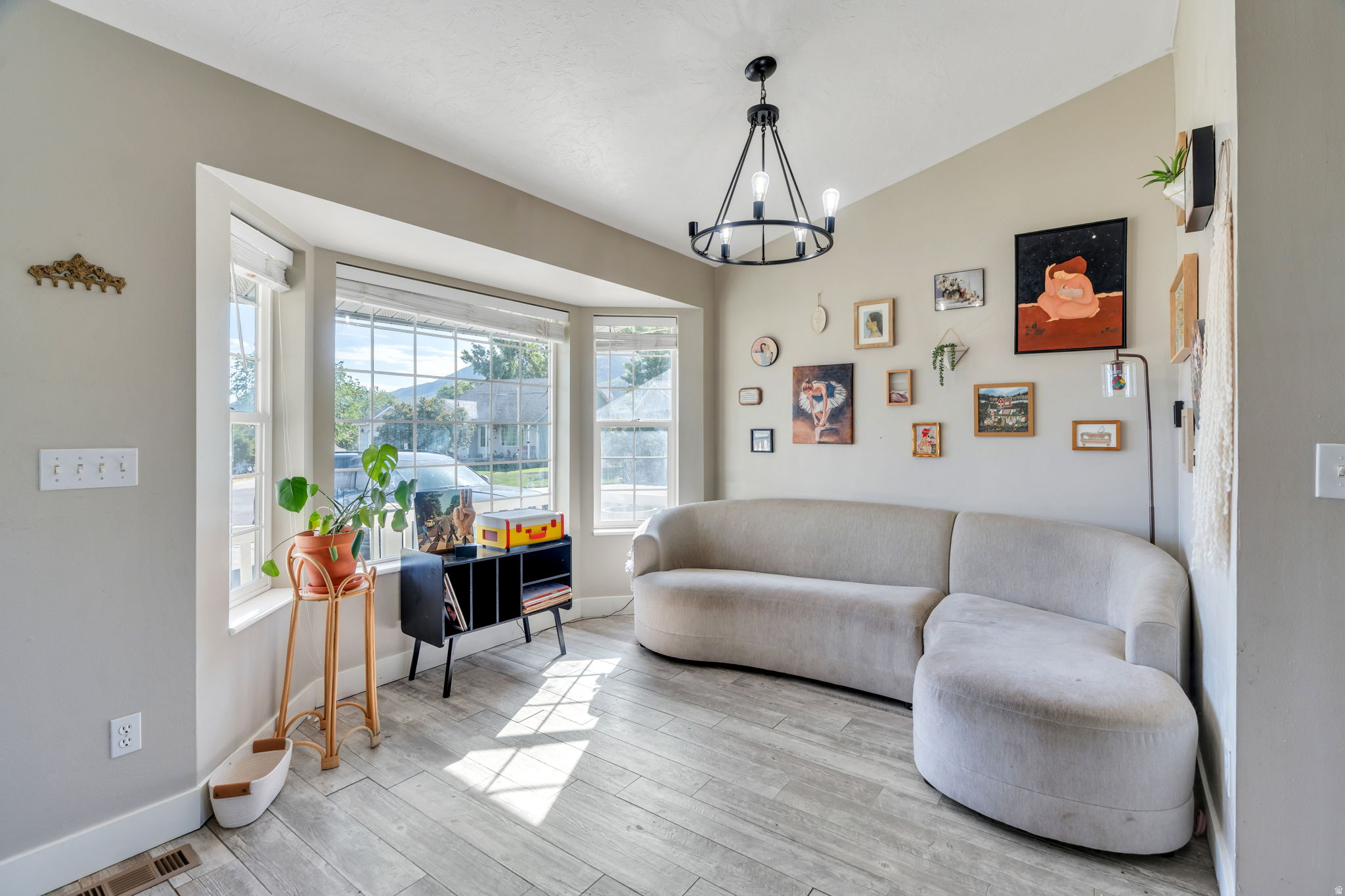 CARRIAGE TOWNE MEADO - Residential