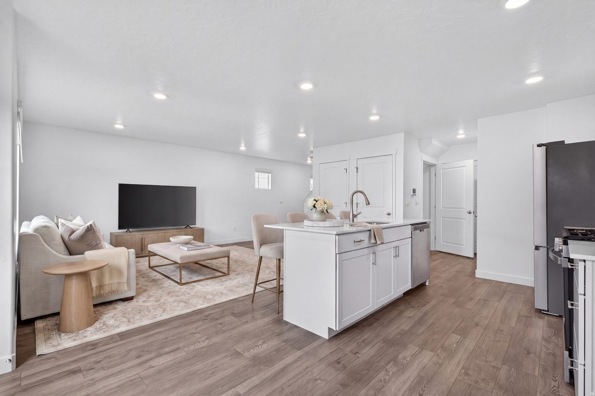 LITTLE VALLEY GATEWAY - Residential