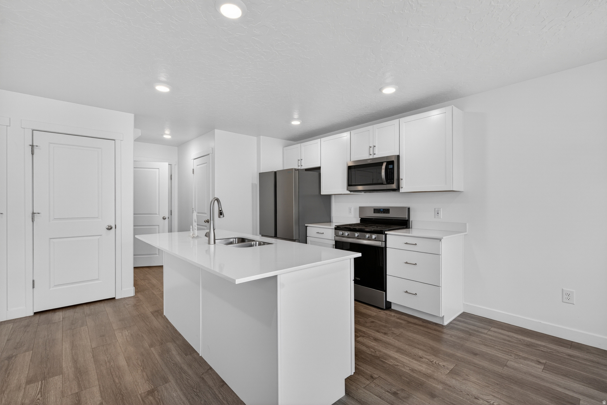 LITTLE VALLEY GATEWAY - Residential