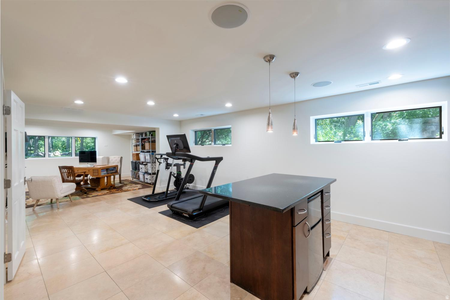 MOUNT OLYMPUS COVE - Residential