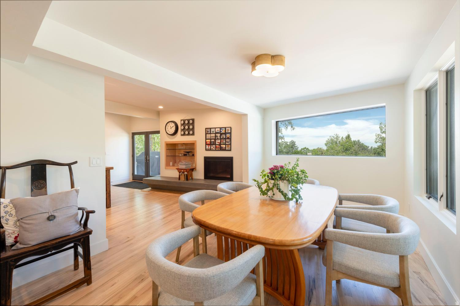 MOUNT OLYMPUS COVE - Residential