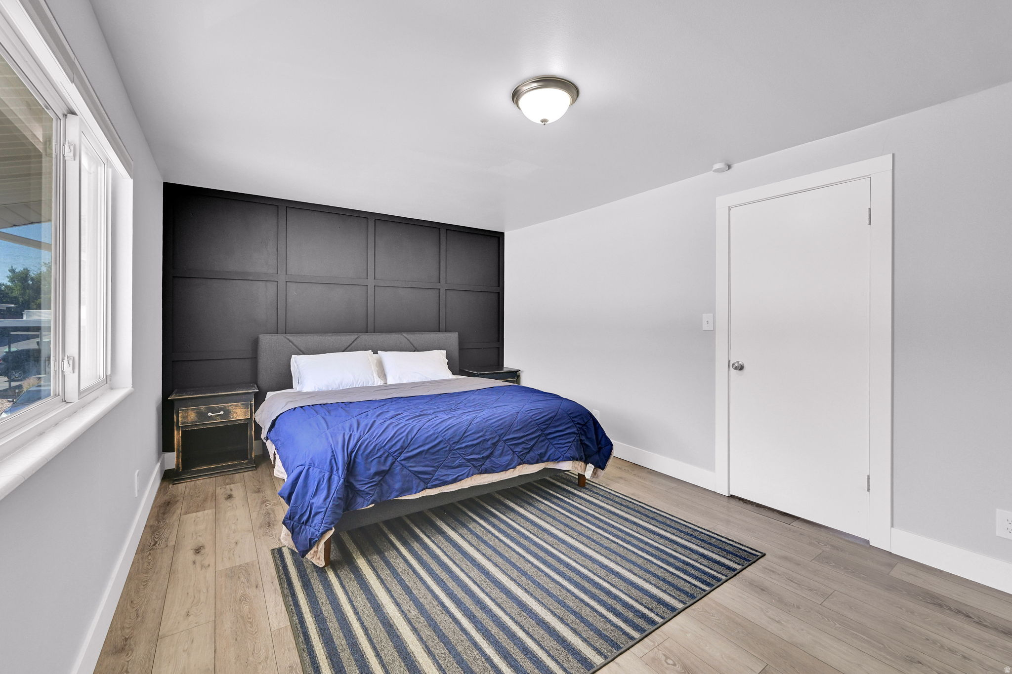 THE COUNTRY HILLS MA - Residential