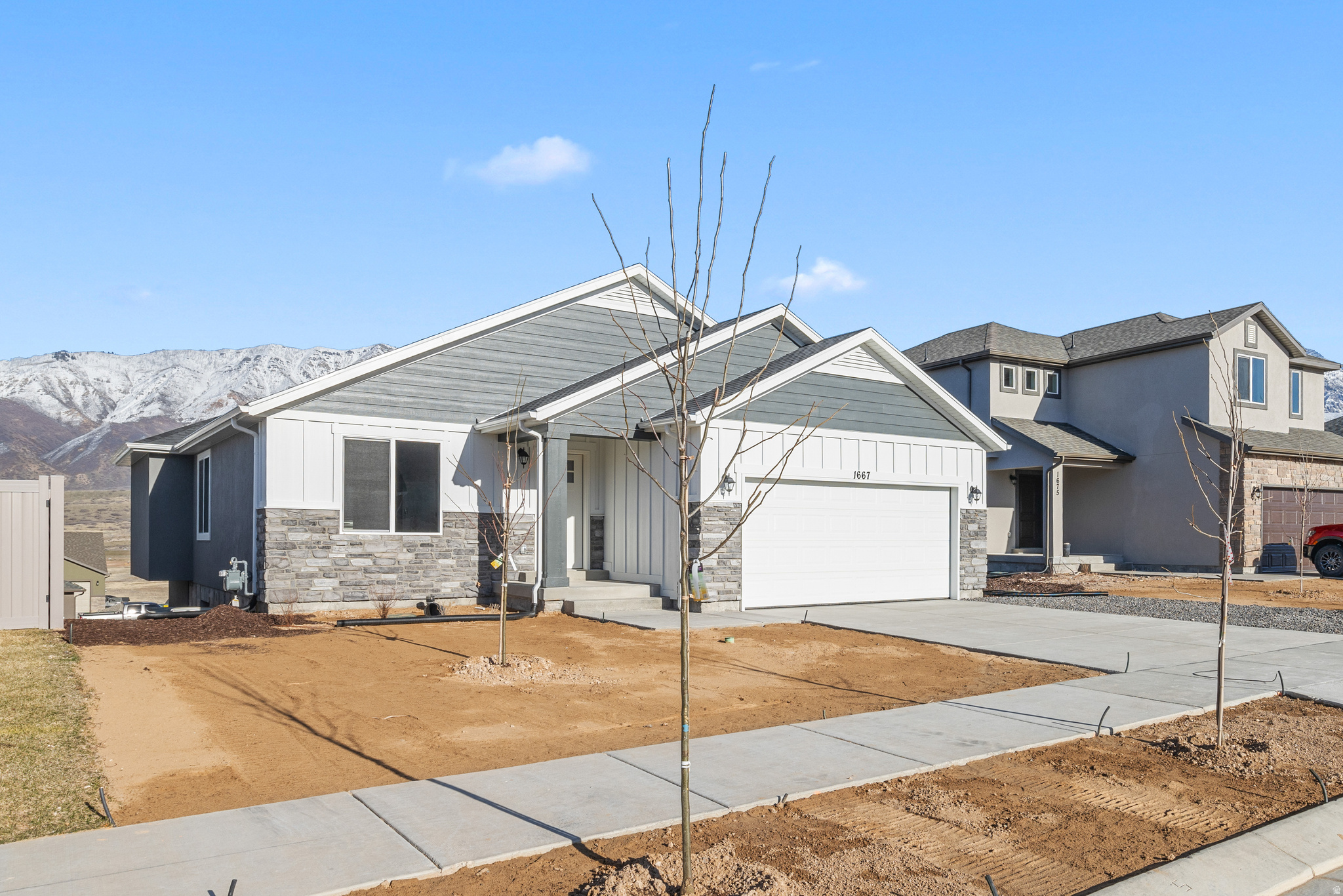 SUMMIT RIDGE THE HILLS - Residential