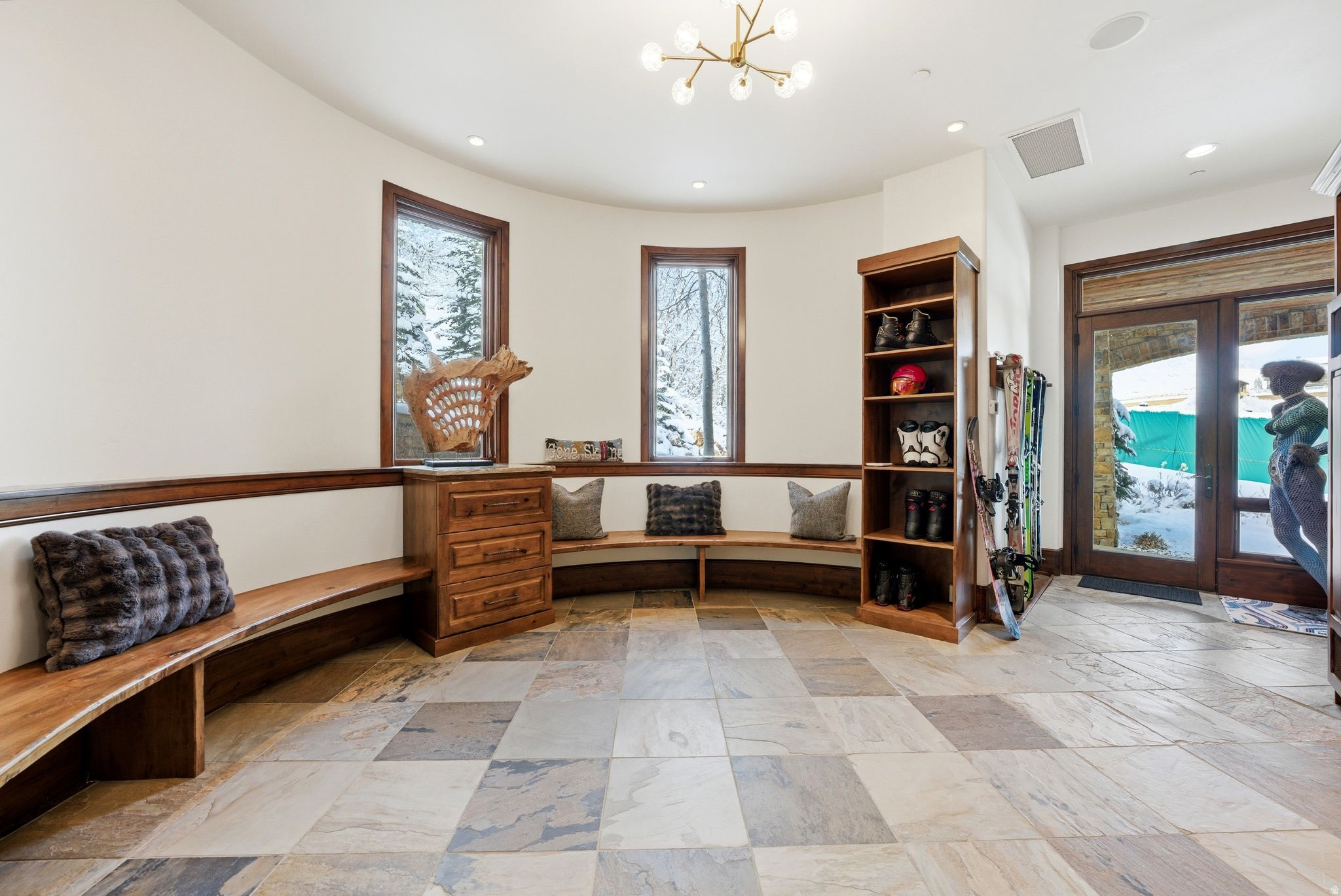 DEER CREST ESTATES - Residential