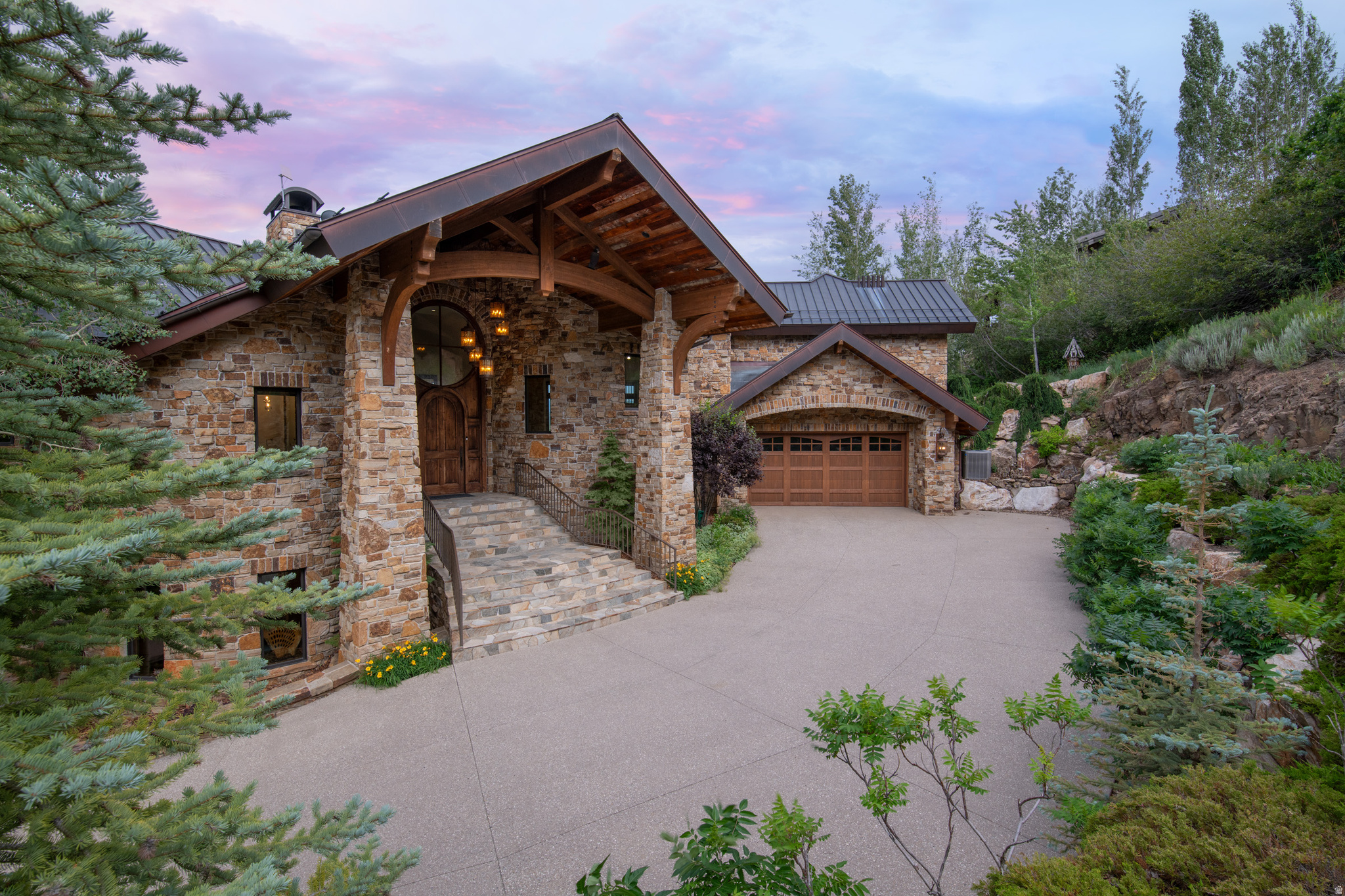 DEER CREST ESTATES - Residential