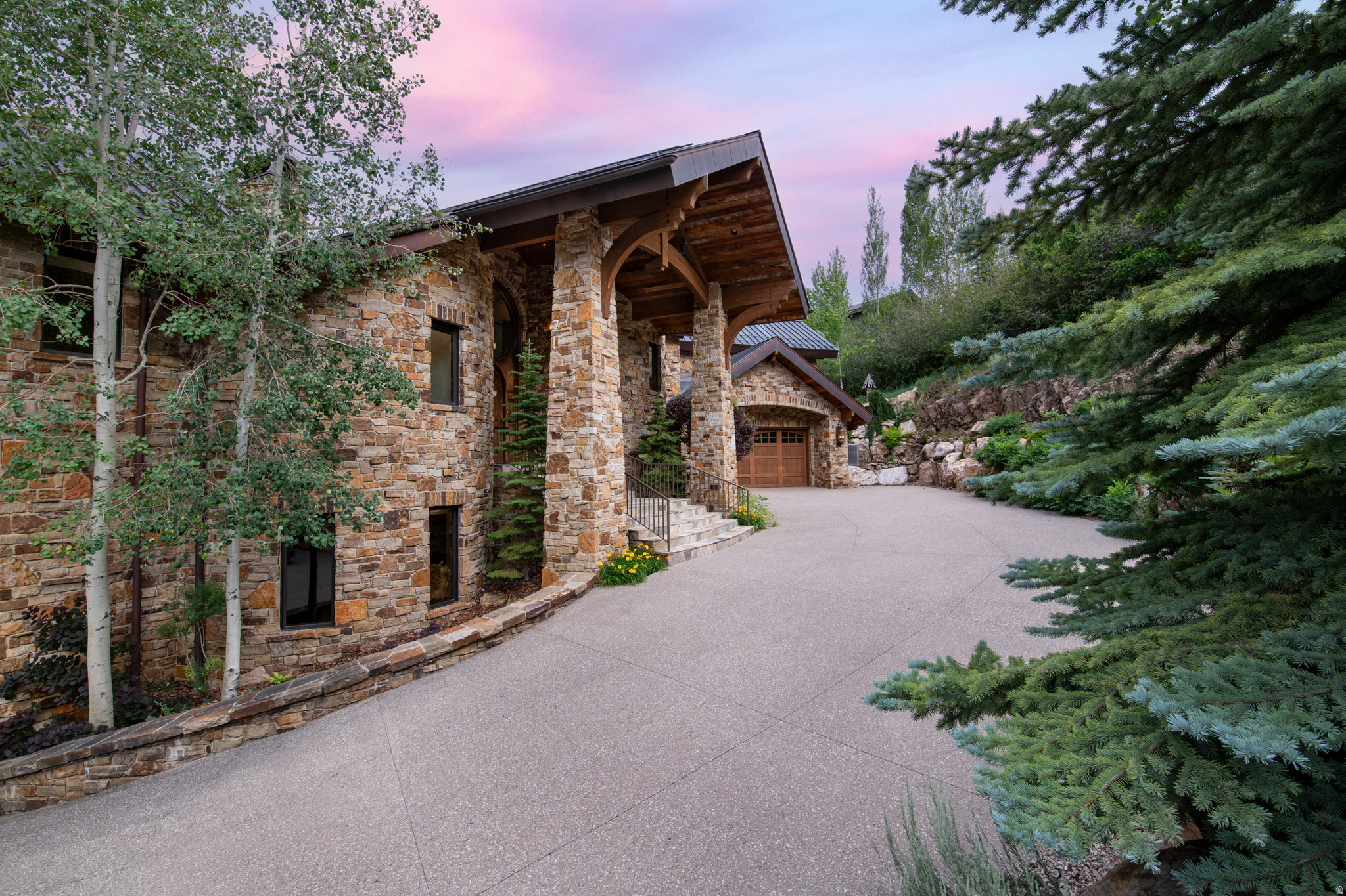 DEER CREST ESTATES - Residential