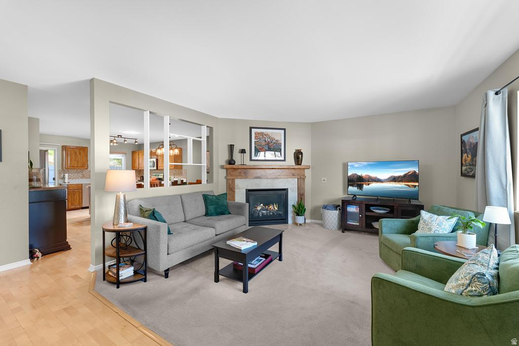 TWIN PEAKS - Residential