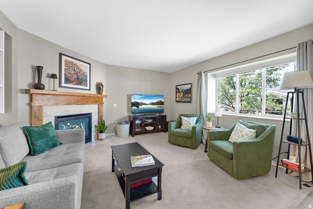 TWIN PEAKS - Residential