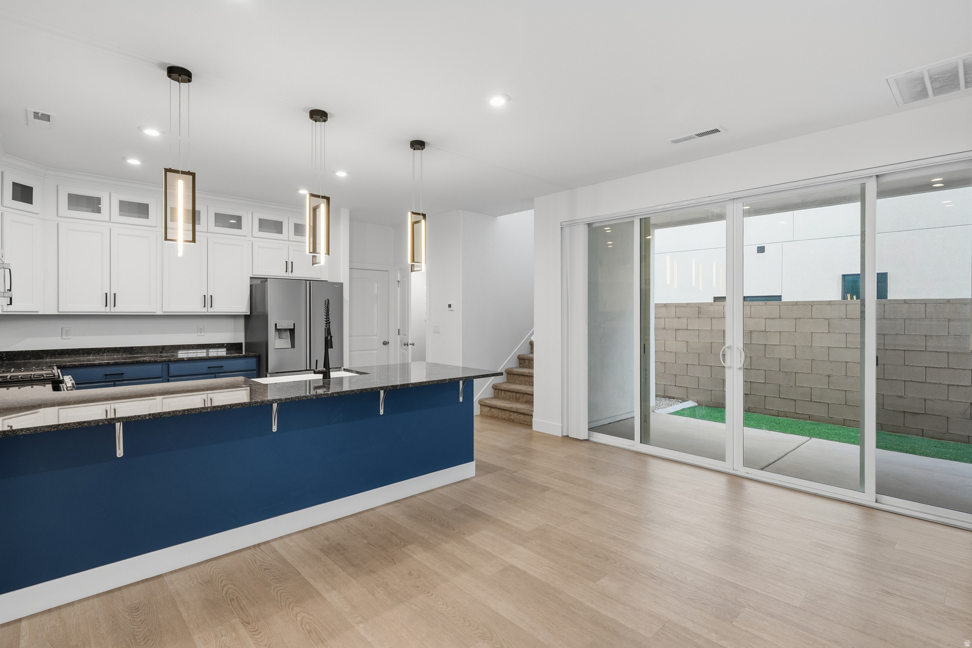 AUBURN HILLS - Residential
